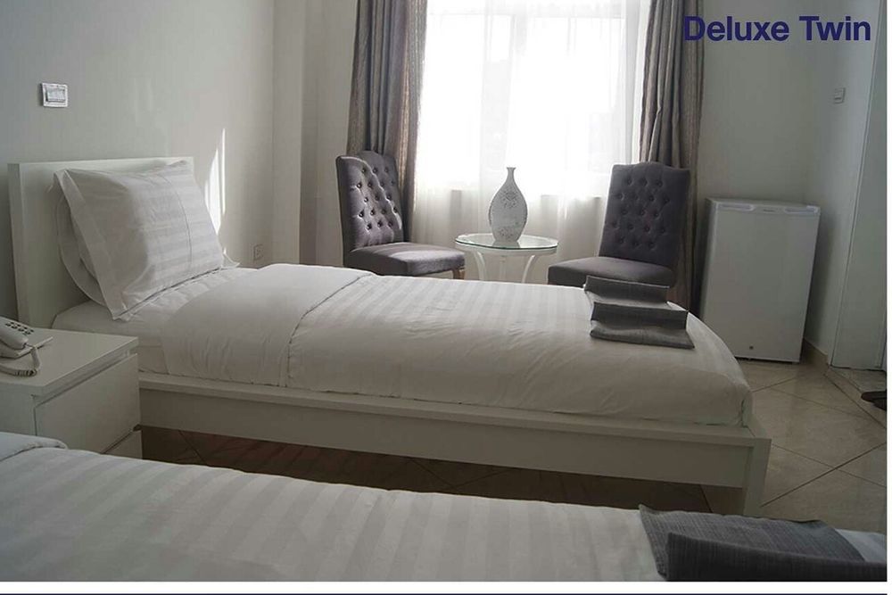 White House Addis Hotel エクステリア 写真