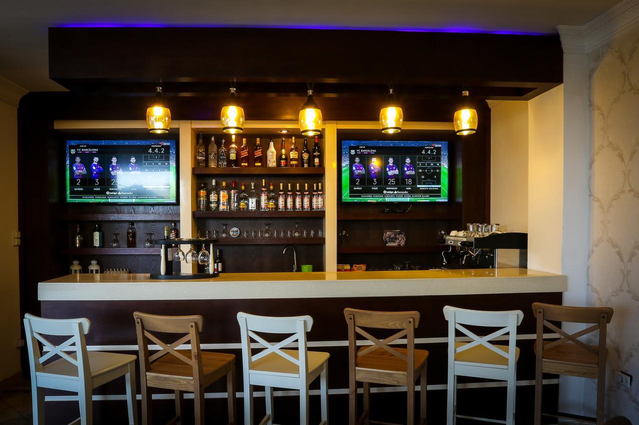 White House Addis Hotel エクステリア 写真