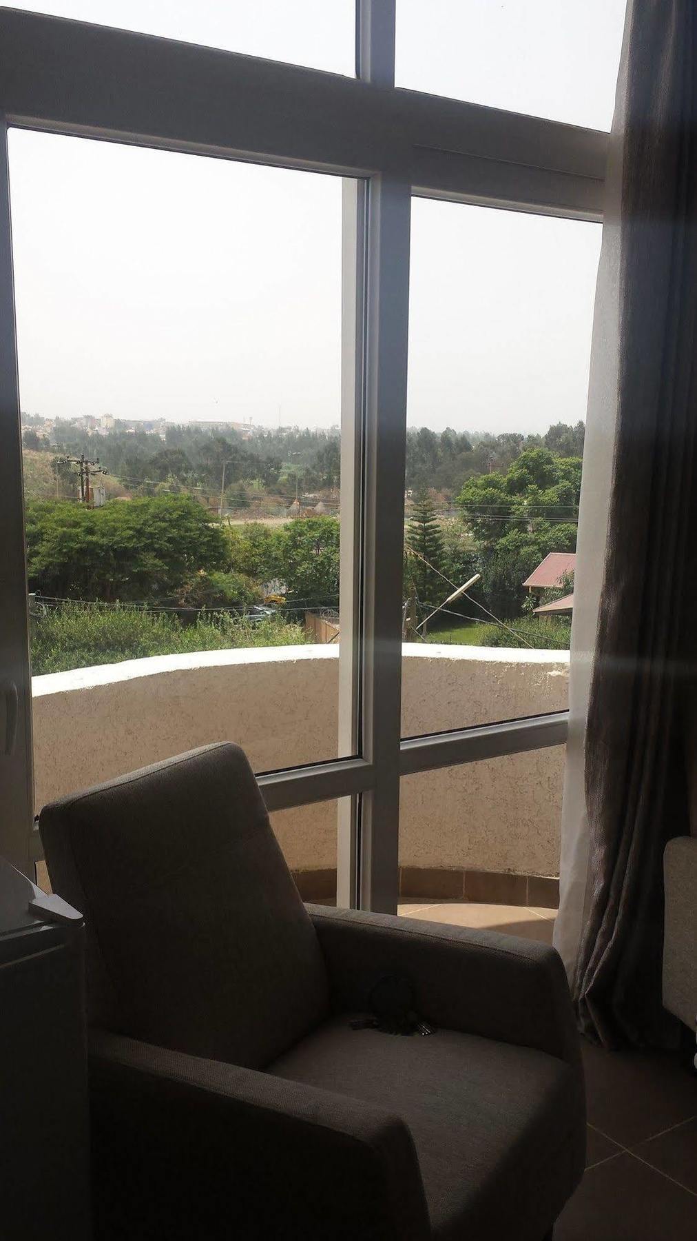 White House Addis Hotel エクステリア 写真